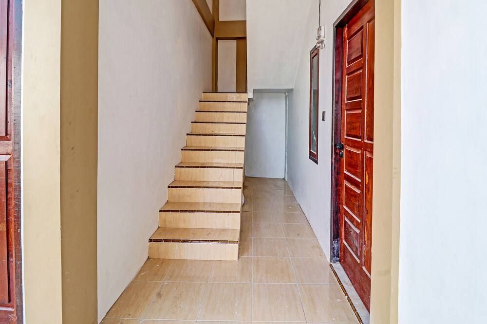 Hotel O Gala Residence - Jambi - Aufgang