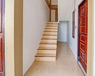 Hotel O Gala Residence - Jambi - Aufgang