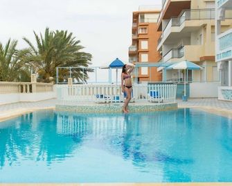 Hotel Dreams Beach - סוס - בריכה