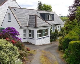 Rowan Cottage - A Cottage That Sleeps 6 Guests In 3 Bedrooms - Castle Douglas - Building