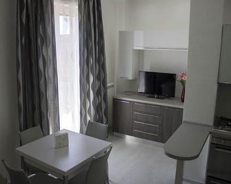 B&B Le Quattro Stagioni - Foggia - Comedor