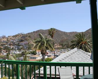 La Paloma Las Flores - Avalon - Parveke