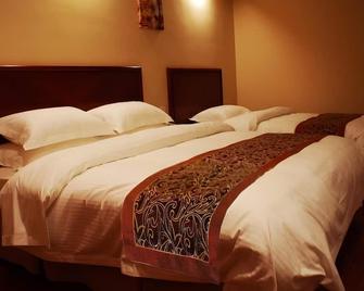 Greentree Inn Shandong Weifang Linqu Zhanqian Road Luchuan Business Hotel - Weifang - Bedroom