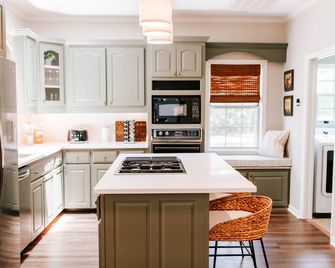 Luxe 3br Vidalia Home by Mhm Luxury Properties - Vidalia - Keuken