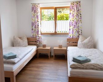 2 Bedroom Apartment in Rosenheim - Rosenheim