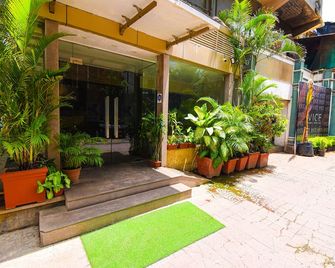 Kings International Juhu - Bombay - Vista del exterior
