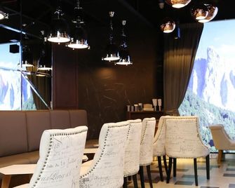 Sleep box By Miracle - Bangkok - Comedor