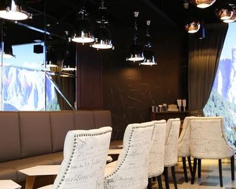 Sleep box By Miracle - Bangkok - Comedor