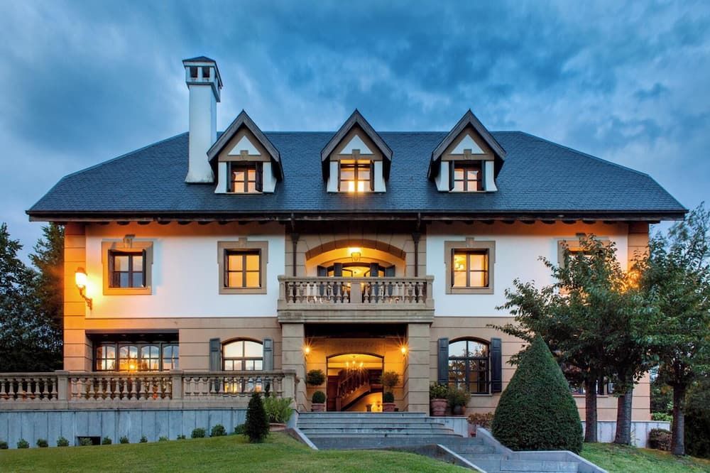 6 Bedrooms House With Enclosed Garden An - اويارتسون - مبنى