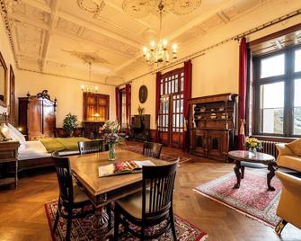 Schloss Arenfels - Bad Hönningen - Dining room