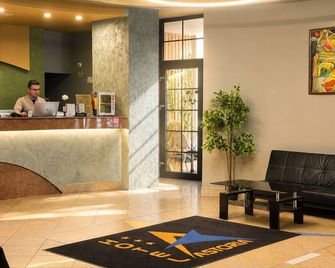 Hotel Astoria - Ясси - Рецепція
