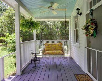 Romantic Cottage in Washington Historic - Washington - Balcony