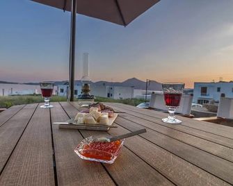 The Millers House Adamas Sea View - Adamantas - Balcony
