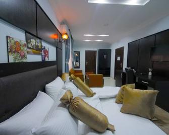 Witsspring Suites - Lagos - Slaapkamer
