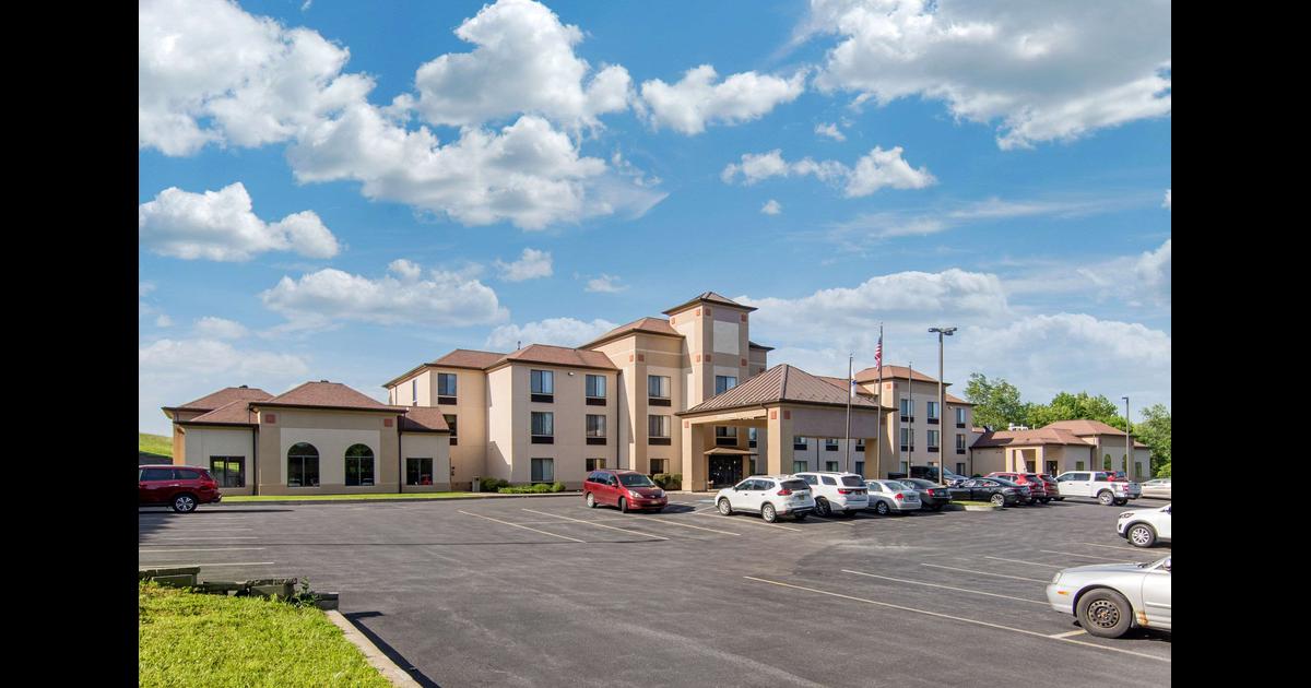 Comfort Inn &amp; Suites Milford / Cooperstown 94 (̶1̶3̶9̶