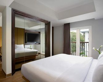 Hotel Santika Mataram - מטראם - חדר שינה