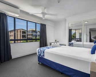 Belaire Place Motel Apartments - Caloundra - Quarto