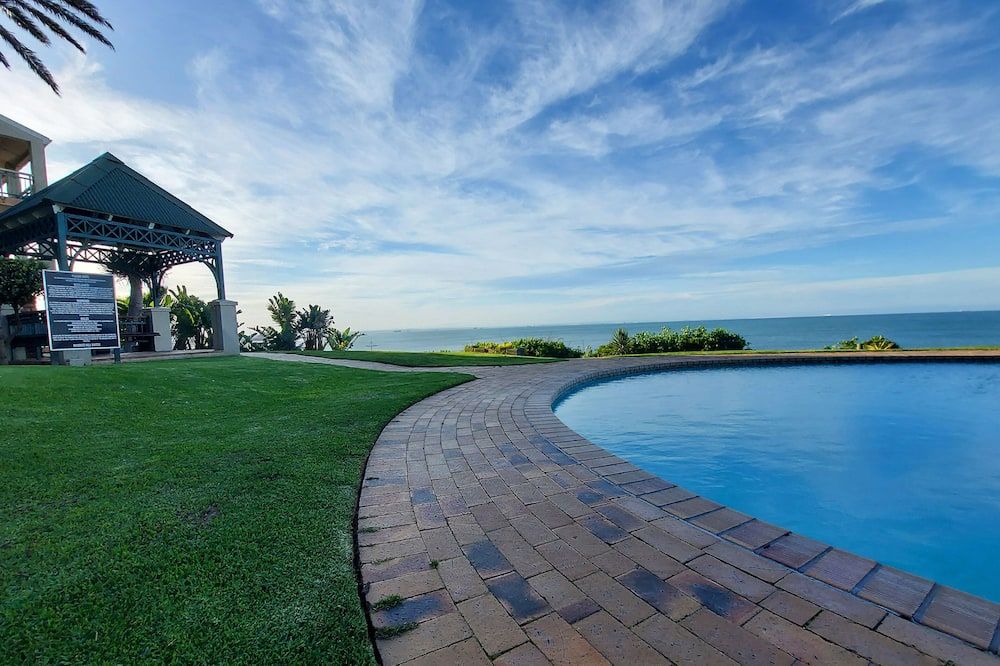 فيرست جروب بروكس هيل سويتس - بورت إليزابيث - حوض السباحة