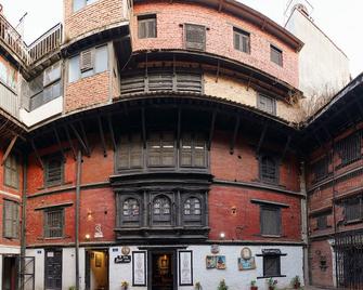 Hira Guest House - Patan - Edificio