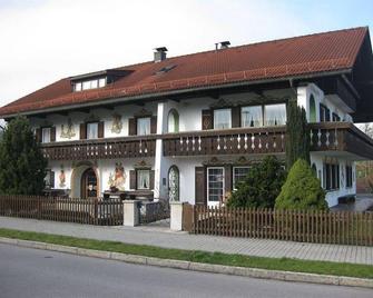 Gästehaus Heimgarten - Bad Wiessee - Building