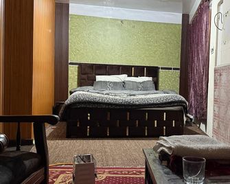 Pleasant View Murree - Murree - Bedroom
