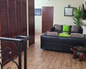 Quiet Oasis is located across the street from the community park - Chaguanas - Chaguanas - Living room