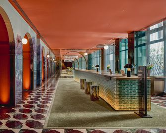 Hotel Indigo Wuxi Qingming Bridge By IHG - Wuxi - Lobby