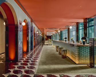 Hotel Indigo Wuxi Qingming Bridge By IHG - Wuxi - Lobby