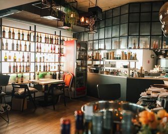 Triada Hotel - Sofia - Bar