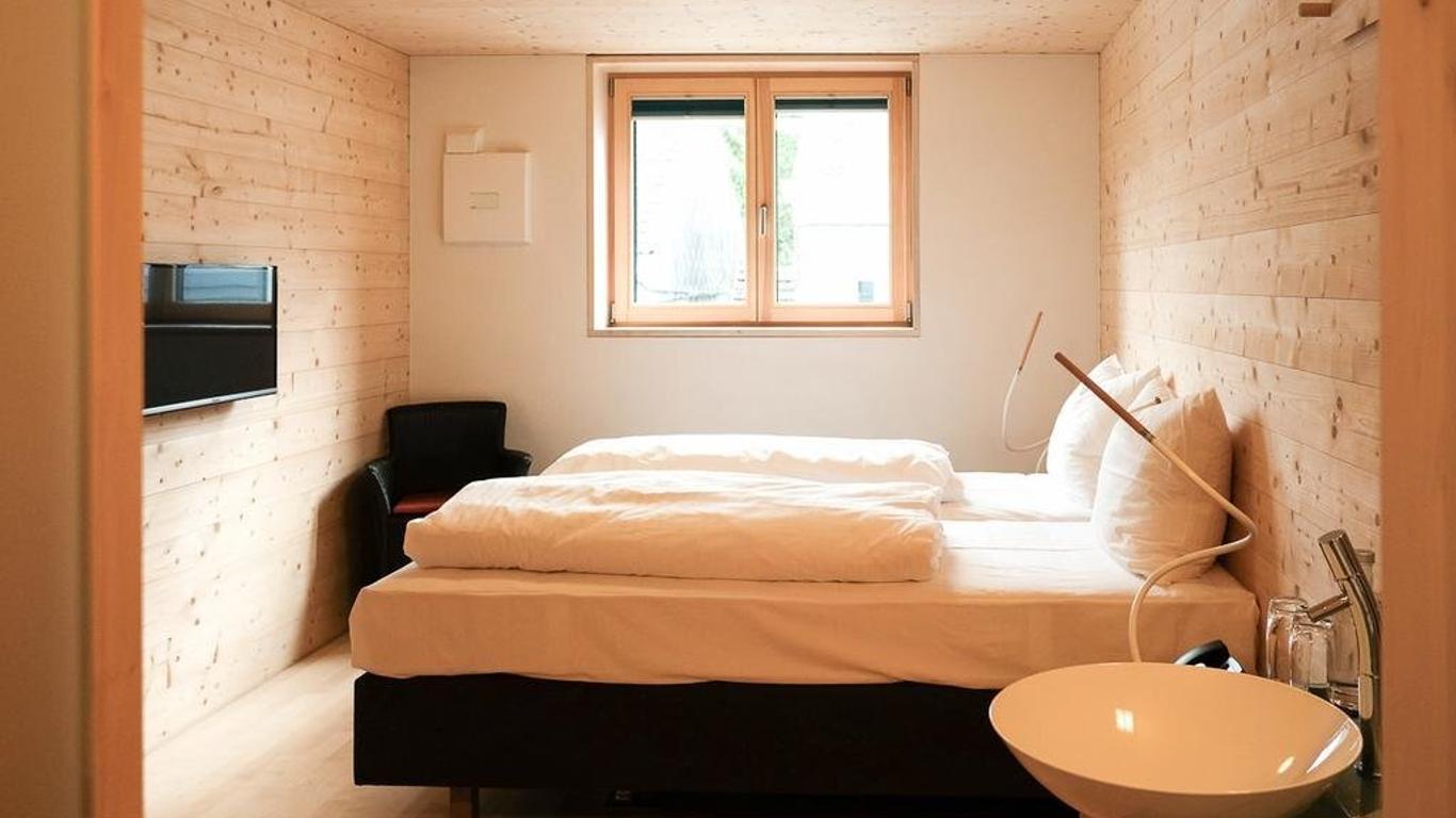 Sleepwood Hotel