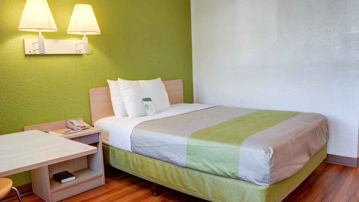 موتل 6 سبرينج فيلد، أوريجون - يوجين نورث