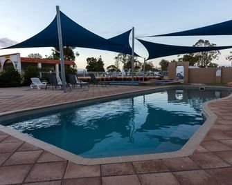 Horsham Holiday Park - Horsham - Pool