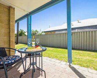 Chateau Mcnally - Lancelin - Patio