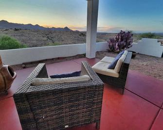 Charming home with stunning views! - Rio Rico - Balcón