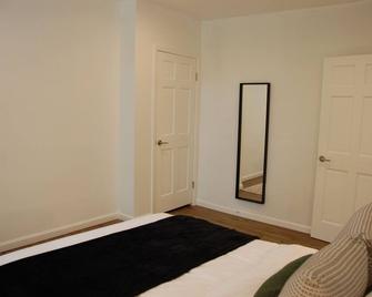 Pgh Delight - 4b/3b, All New W/ Free Street Parking, Perfect For Family Vacation - Pittsburgh - Kamar Tidur