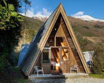 Wonderland Makarora Lodge - Makarora - Building