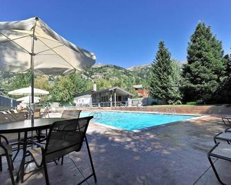 Jhrl - Slope-Side Whiteridge B1 Condo - Walk To Tram - Teton Village - Pool
