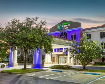 Holiday Inn Express & Suites Silver Springs-Ocala By IHG - Silver Springs - Будівля