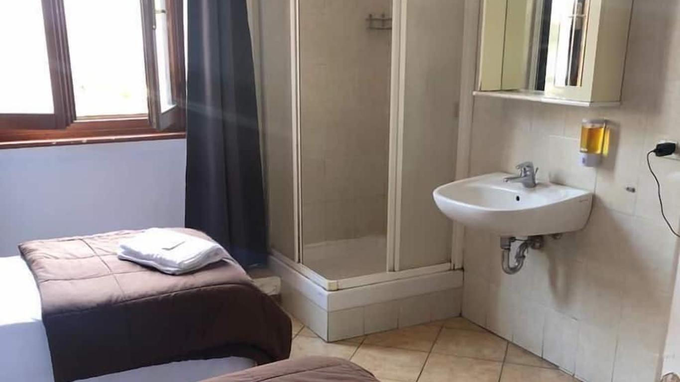 Hotel Alba