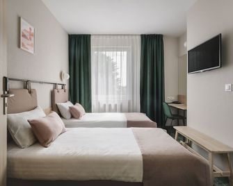 Hi Hotel Gdansk Airport - גדנסק - חדר שינה