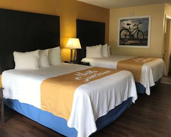 Days Inn by Wyndham Ridgeland South Carolina - Ridgeland - Camera da letto