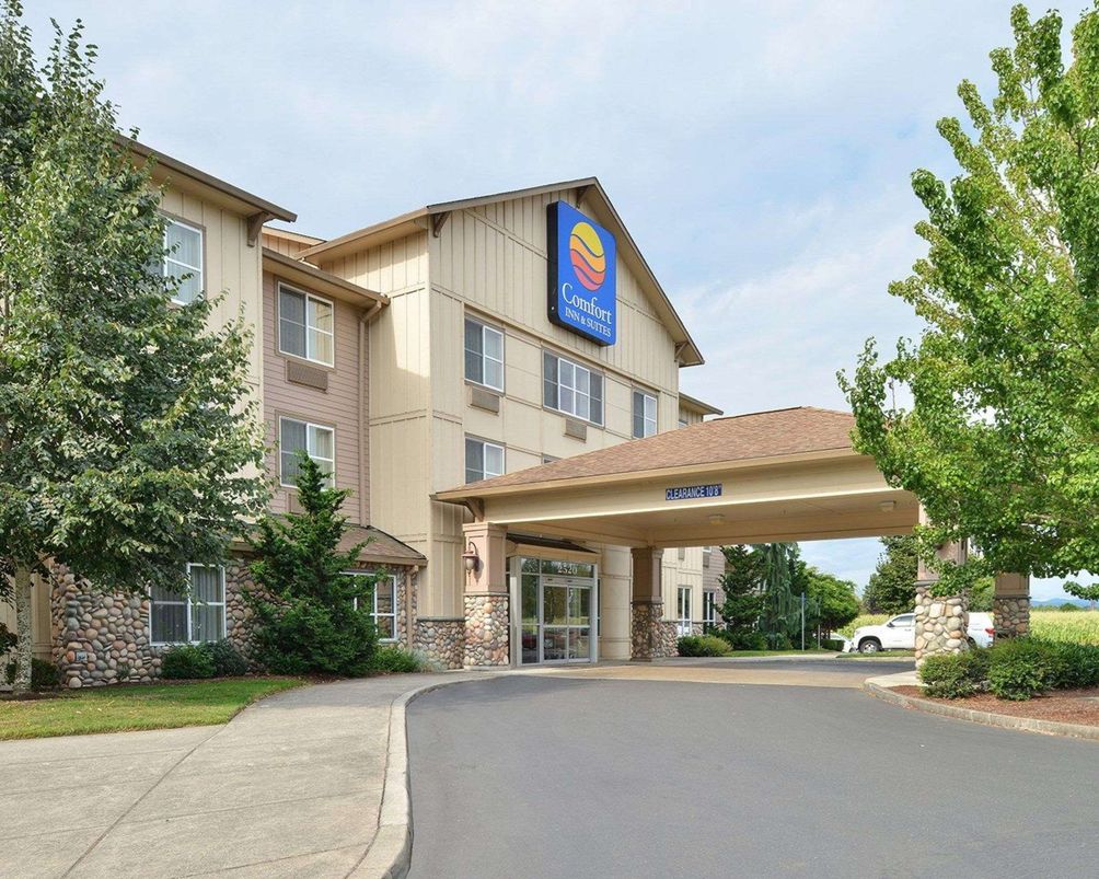 Comfort Inn Suites 118 1 7 3 Mcminnville Hotel Deals Reviews Kayak