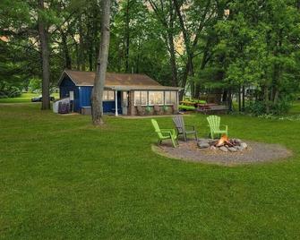 Lake Pokegama Cabin - Chetek Chain of Lakes - Chetek - Patio