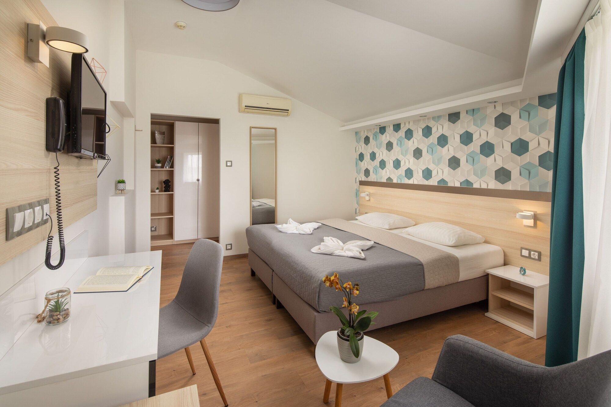 Kristály Hotel - Keszthely