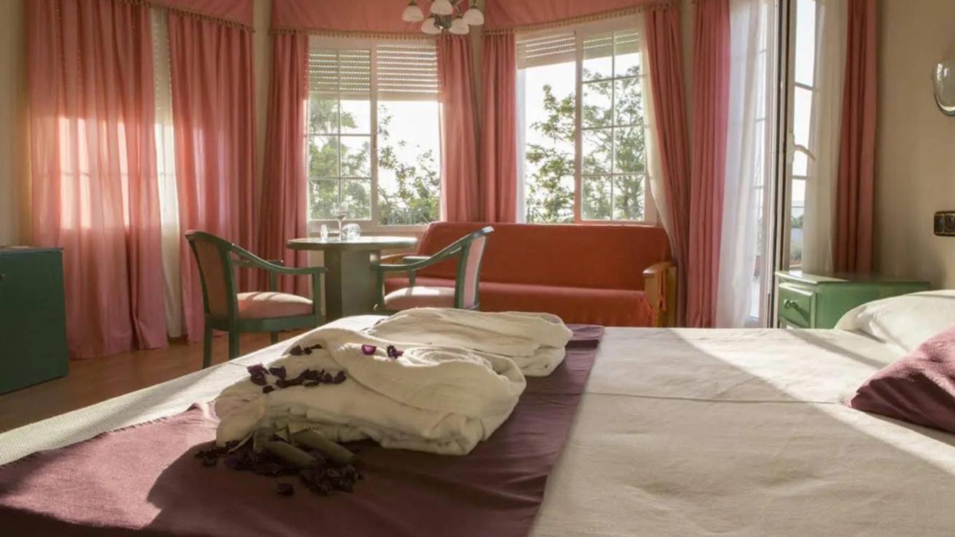 Hotel Mitra Crisálida