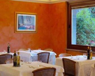 Hotel Riposo - San Pellegrino Terme - Restaurace