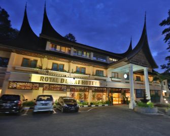 Royal Denai Hotel - Bukittinggi - Building