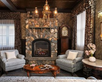 National Hotel Jackson, Tapestry Collection by Hilton - Jackson - Lounge