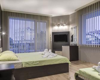 Family Hotel Adena - Chernomorets - Dormitor