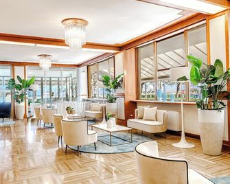 Hotel Abner's - ריצ'ונה - לובי